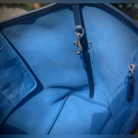 Coach Blue Leather Tote Bag With Original Hang Tags - Picture 9 of 14